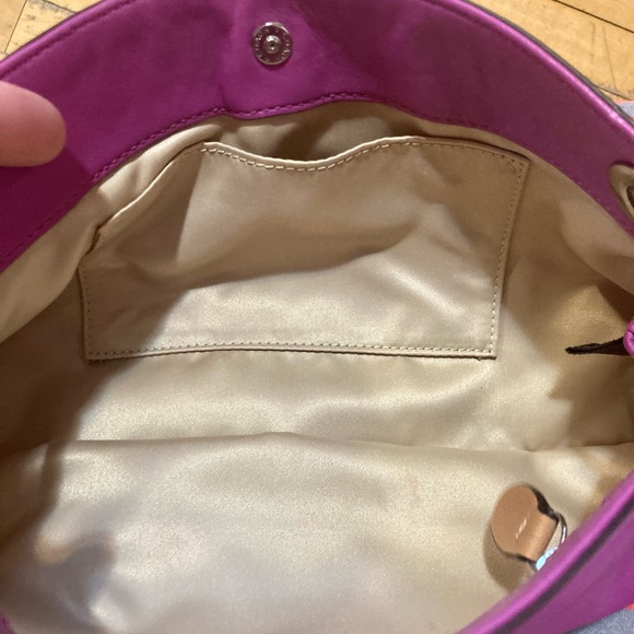 LIKE NEW‼️COACH F13555 KYRA LEATHER CLUTCH WITH MINI SCARF - Picture 8 of 10